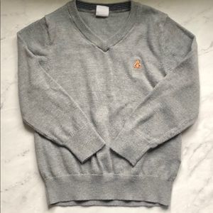 GAP Gray V-neck Sweater
